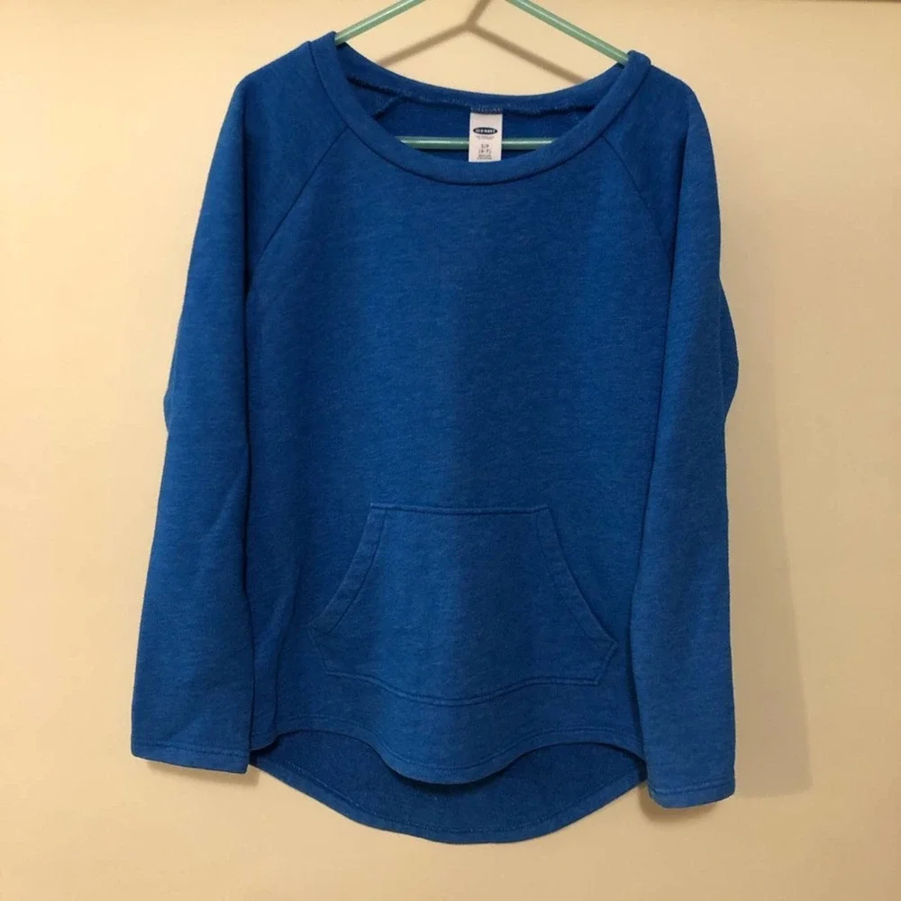 Old Navy Pullover Sweatshirt. Kids Size 6-7